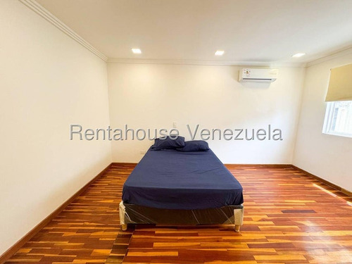 Apartamento En Venta En Altamira Chacao Caracas Angela Tochon Remodelado