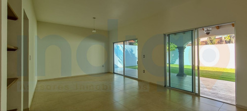 Imagen 13 de 30 de Casa En Venta En Juriquilla, Un Piso