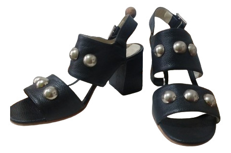 Sandalias Negras Con Tachas N° 39  Benedetto 