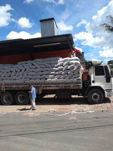 Ford Cargo 4331