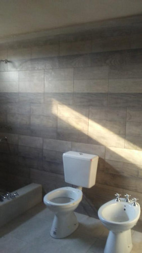 Imagen 9 de 18 de Quinta En Venta - 3 Dormitorios 3 Baños - Villa Ramallo