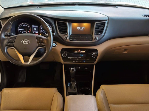 Imagem 4 de 9 de Hyundai Tucson 1.6 16v T-gdi Gasolina Gl Ecoshift