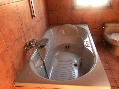 Casa Duble De Almeyda/irarrázabal