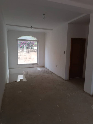 Rivero Bienes Raices Promociona Y Vende Casa Unifamiliar En Obra Gris En La Urb. Los Rauseos, El Limon