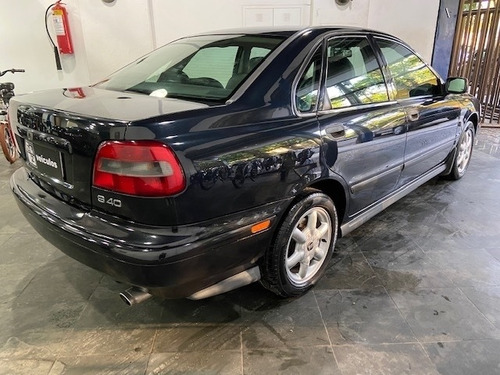 Imagem 7 de 11 de Volvo S40 1.8 Gasolina 4p Automático