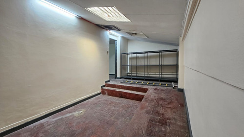 Bodega - Galpón - Oficinas, Entrega Inmediata