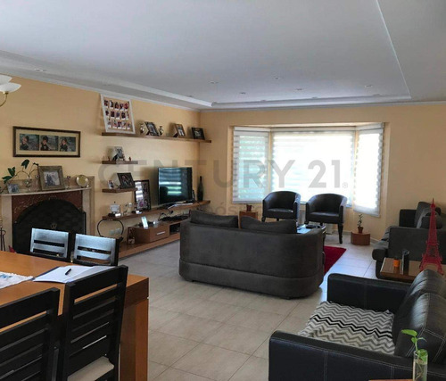 Venta Casa En - Abril Club De Campo -