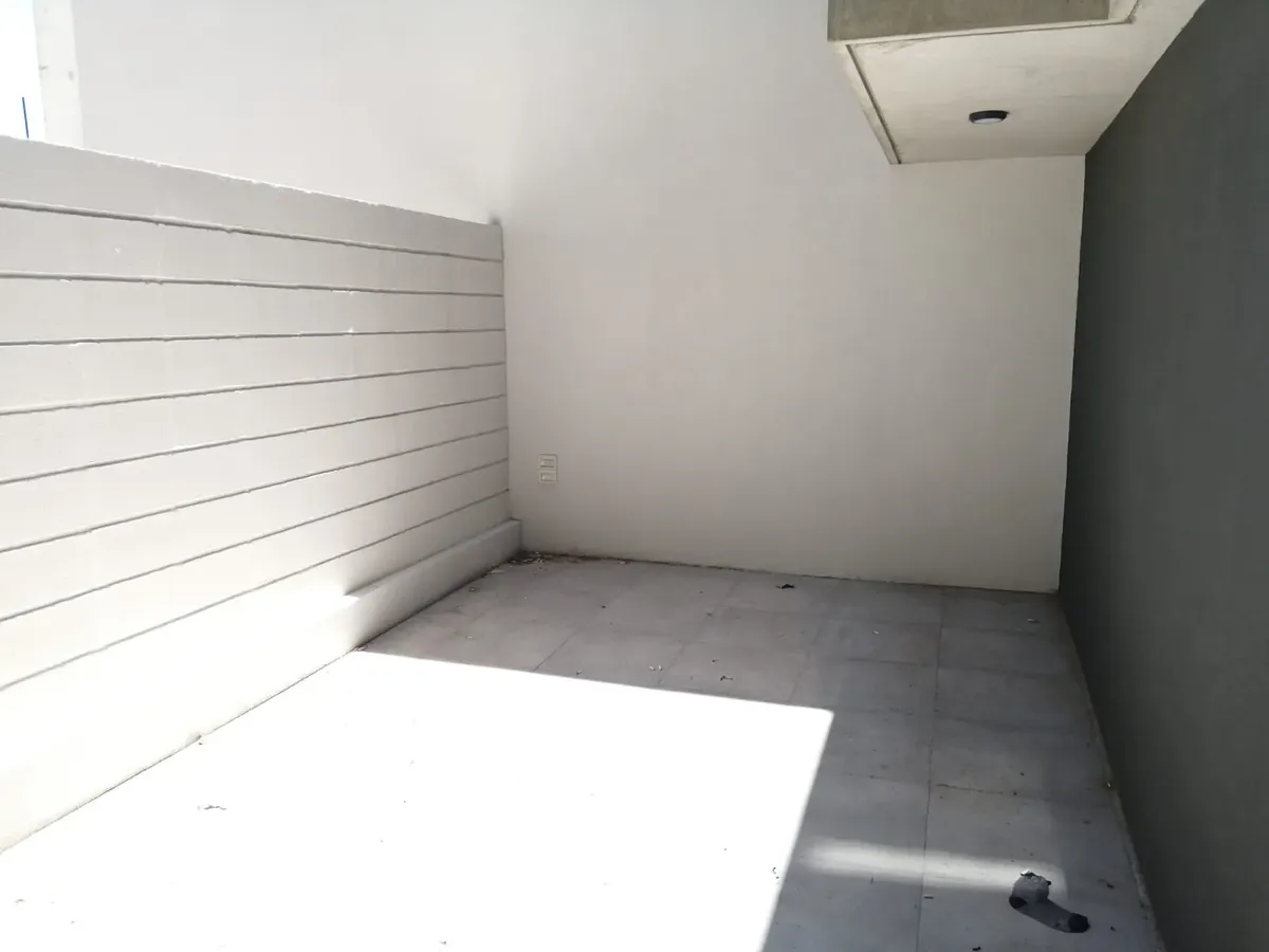 Alquiler Apartamento Monoambiente Con Patio Pocitos Cuore 105 $24.900 · Foto 3