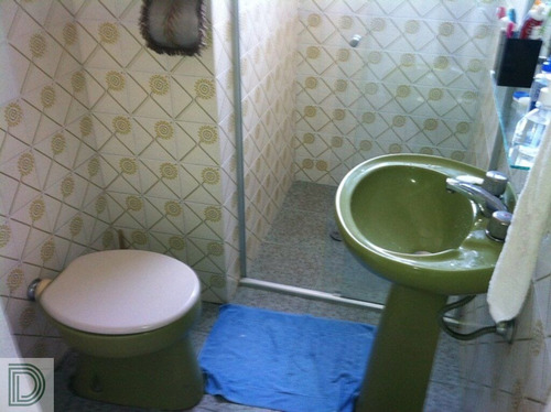 Imagem 13 de 14 de Ótimo Sobrado, Com 3 Dorms Sendo 1 Suíte - Di8098