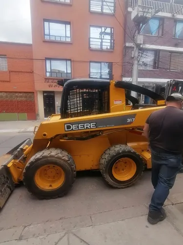 Minicargador
