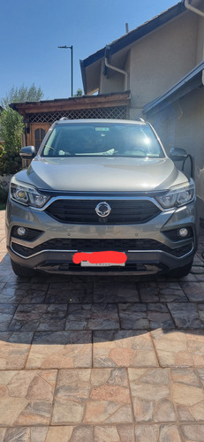 SsangYong Rexton 2.0 Mt 4x2 Std