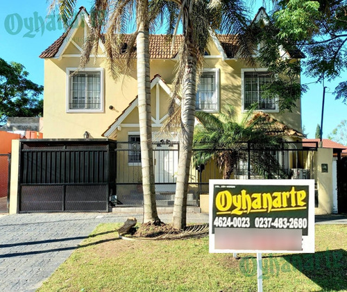 Imagen 1 de 2 de Casa En Venta Ubicada En Castelar