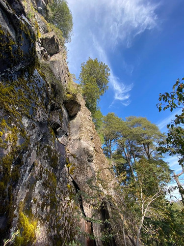 Excelente Lote Con Vista Parcial Al Lago Nahuel Huapi, Loteo Parque Arauco, Villa La Angostura