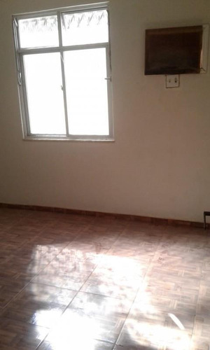 Imagem 8 de 10 de Casa Para Venda Em Rio De Janeiro, Bento Ribeiro, 2 Dormitórios, 1 Banheiro, 2 Vagas - 409_2-1543724