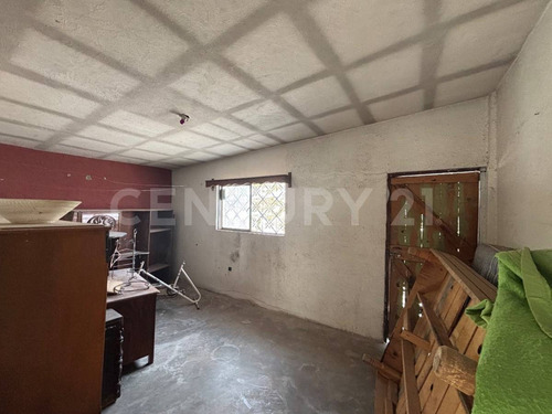 Casa En Venta En Colonia Revolución