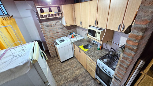 Ph En Venta Multifamiliar 4 Amb Mas 2 Departamentos En San Cristóbal. Apto Profesional.