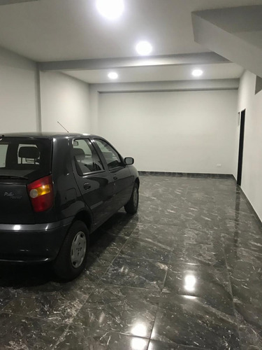Imagen 2 de 6 de Alquiler - Excelente Local Comercial - Villa Madero