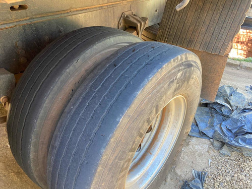 Ford Cargo 1933 Cargo 1933 Com Muck