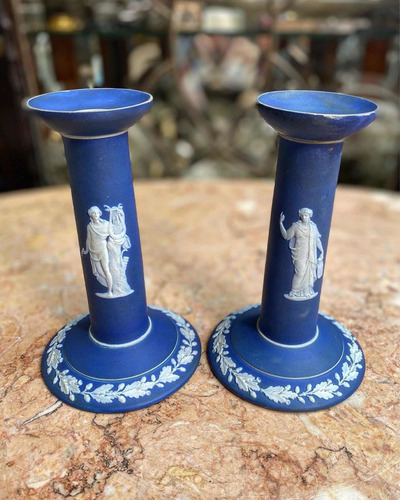 Par De Castiçais Wedgwood (Usado)