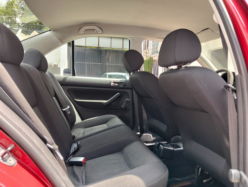 Volkswagen Jetta 2.0 Europa Std 5vel Mt