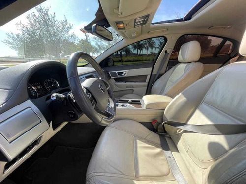 Imagem 9 de 15 de Jaguar Xf 2.0 Pluxury 2014