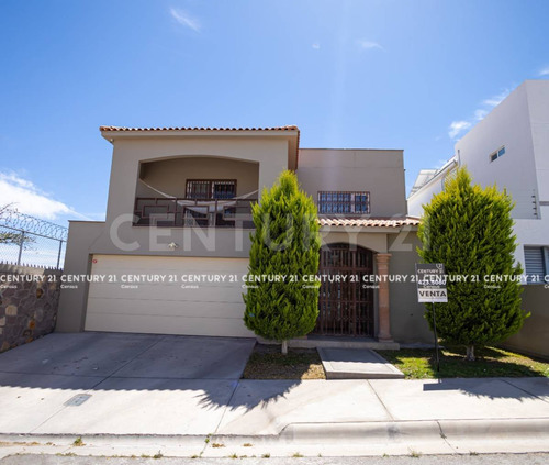 Casa En Venta En Pedregal De San Angel, Chihuahua Chih.