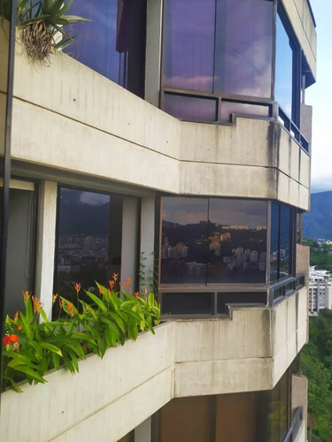 Imagen 1 de 13 de Apartamento En Venta Colinas De Valle Arriba 300 Mts 4 Habitaciones Y 4 Baños 04142592858 04129114864