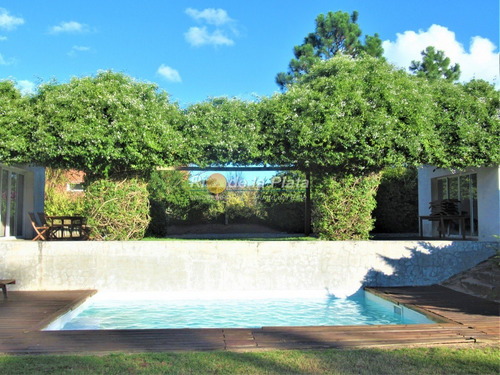 Rincón Del Indio Oportunidad!- Ref: 10437