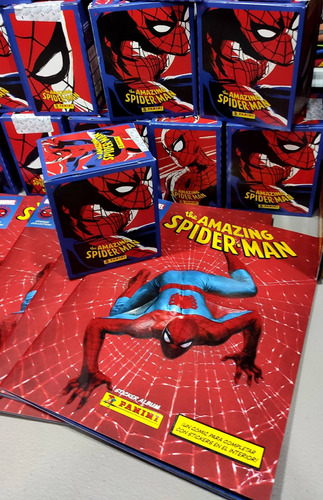 Álbum + Caja X 50 Sobres Spiderman Amazing 60 Años Panini