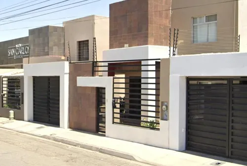 Casa En Remate Bancario En Mexicali Jcl2