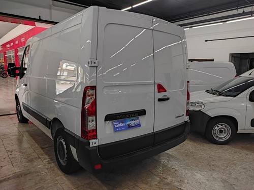 Imagem 9 de 12 de Renault Master Furgao