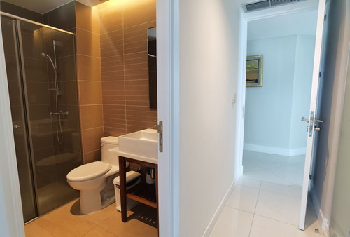 Apartamento Amueblado En Santo Domingo Con Increíble Vista Al Mar Caribe