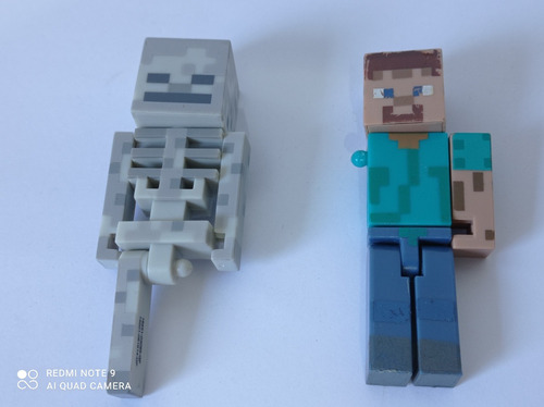 Figuras Minecraft (detalles) - Steve + Skeleton - Jazwares