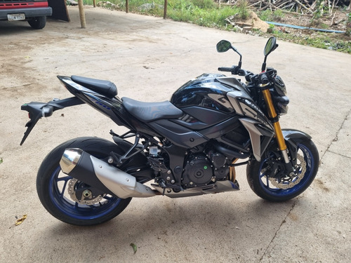 Suzuki Gsx750s