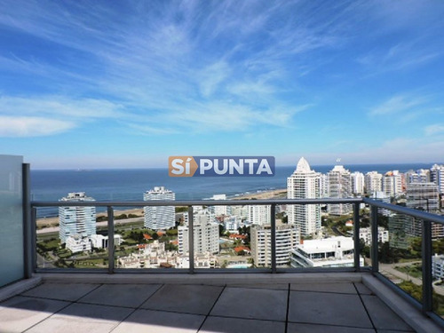 Imagen 2 de 26 de Penthouse En Edificio Con Servicios