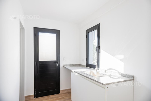 Imagen 26 de 30 de Casa En Venta En El Canton - Maroto Propiedades