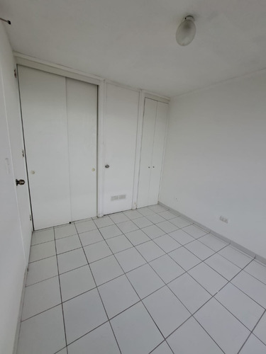 Depto 1 Dormitorio En Condominio A Pasos Metro Las Rejas