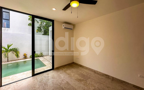 Casa De Una Planta En Venta En Mérida En Privada Tamora, Conkal