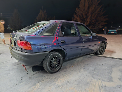Ford Escort 1.6 Lx Cross