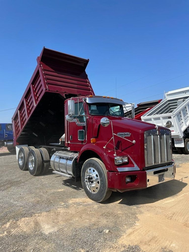 Kenworth T800 Moderno Camión De Volteo 14 Mts