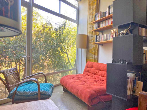 Casa De 4 Dormitorios Con Increíble Vista A Santiago