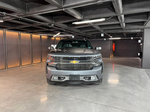 Chevrolet Cheyenne 6.2 V8 Doble Cabina High Country 4x4 At