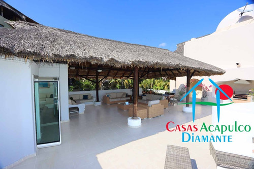 Imagen 8 de 30 de Cad Océano Playa Fortuna Ph 7. Roof Garden Con Palapa, Sala, Comedor, Asador Y Alberca Para 8 Personas