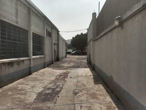 Rento Bodega Comercial En Atizapan Centro En Avenida Adolfo Lopez Mateos Rhb46