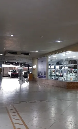Local C.c. Virgen Del Valle