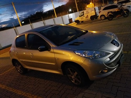 Peugeot 207 1.4 Xr Sport Flex 5p