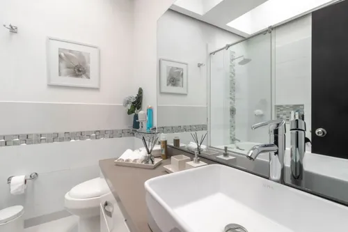 Casa En Venta En Malibu. Cod V14757