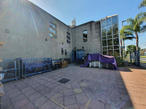 Venta Galpon De 380m² Caaguazu 1696 Ituzaingo