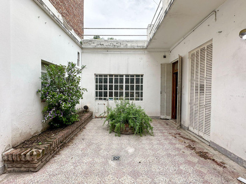 Casa En Floresta