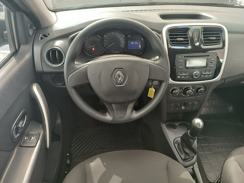 Renault Sandero 1.0 16v Expression Hi-flex 5p